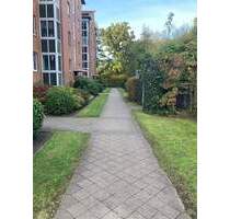 Attraktive 3-Zimmer-Gartenwohnung mit ca. 81 qm Wohnfläche und TG Stellplatz - Hamburg Schnelsen
