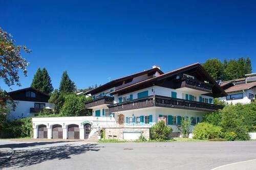 Tradition trifft Wohnkomfort – Allgäuer Stil voller Charme - 