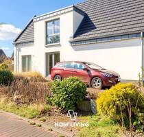 Großzügiges Einfamilienhaus mit Garten und geplantem Anbau im hinteren Grundstücksteil - Schwarzenbek