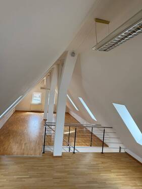 Abst.Galerie Bild 1.jpg - 