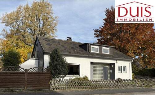 Bild 1 - Perle! Freistehendes EFH mit 140 m² und Blick auf die Pferdekoppel -inkls. Sauna und modernen Bädern