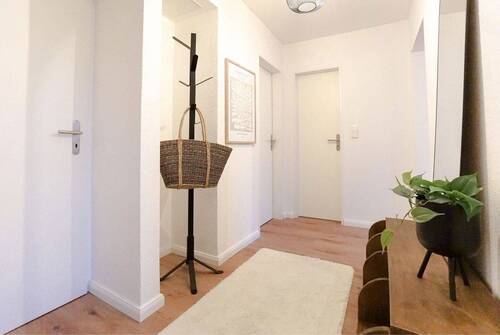 Eingangsbereich / Flur - 3 Zimmer Etagenwohnung zum Kaufen in Häfen - Bremerhaven