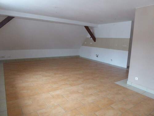 Wohnzimmer - 4 Zimmer Etagenwohnung zur Miete in Beverungen