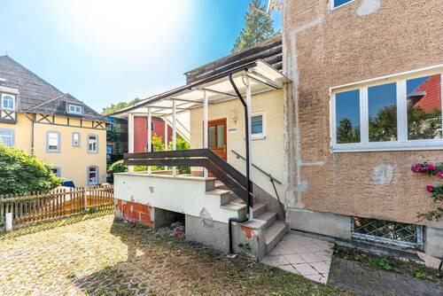 Eingang Praxis (2) - Einfamilienhaus mit 178,30 m&sup2; in Jena zum Kaufen