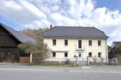 Außenansicht - 7 Zimmer Mehrfamilienhaus, Wohnhaus zum Kaufen in Wirsberg