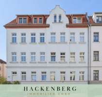 Investieren in Leipzig: Helle Dachgeschosswohnung mit Einbauküche & Stellplatz