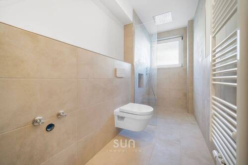 SANIERTES BADEZIMMER - 4 Zimmer Etagenwohnung zum Kaufen in Frankfurt am Main