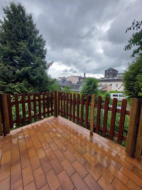 Terasse mit grünem Blick - 8 Zimmer Doppelhaushälfte zum Kaufen in Stollberg