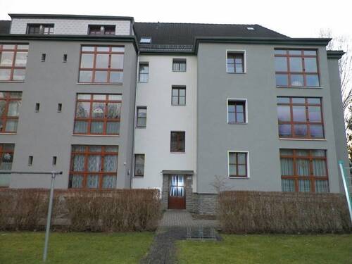 Hausrückseite.jpg - 2 Zimmer Etagenwohnung zur Miete in Zwickau