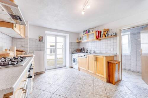 Küche - 4 Zimmer Reihenendhaus in Kanzem