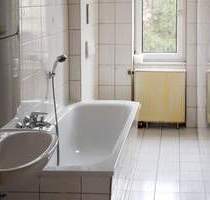 Attraktive Altbauwohnung in ruhiger Wohnlage - Naumburg (Saale)