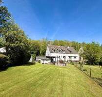 Bezugsfreie (SommerHerbst 2026) Doppelhaushälfte - 657 m² Grundstück - Garten - Terrasse - Keller - Garage - in ruhiger Sackgassenlage von Eilendorf - Aachen