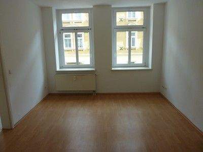 24038-2.jpg - 2 Zimmer Etagenwohnung zur Miete in Weißenfels