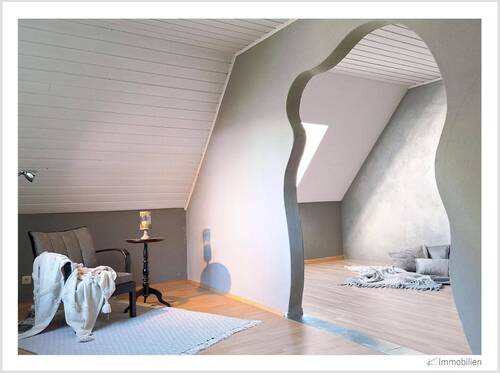 146-2025 Lesezimmer 1.jpg - 