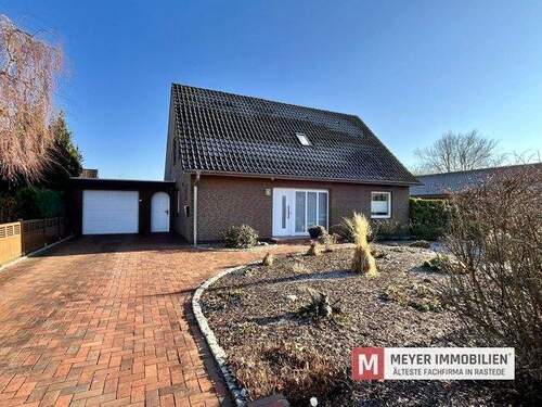 Objektansicht - Modernes Einfamilienhaus in zentrale Lage von Rastede auf einem Erbpachtgrundstück (Obj.-Nr. 6583)