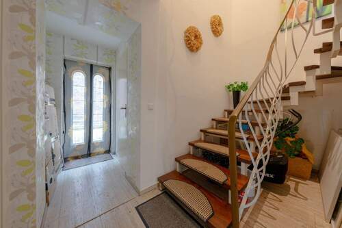 Haus 2 EG Treppenhaus - 