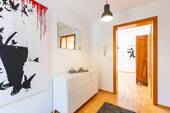 Platz für Schuhschrank oder Garderobe - 