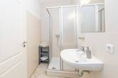 Wohnung EG rechts Badezimmer - 