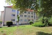 Hausansicht - 3 Zimmer Etagenwohnung zur Miete in Halle (Saale)