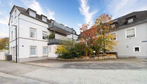 Frontansicht - Trier-Euren: Hochwertig sanierte Dachgeschosswohnung in gefragter Lage!