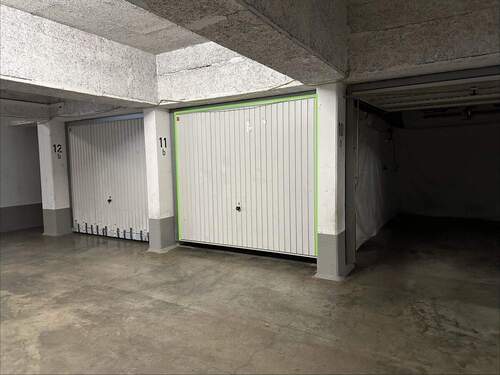 Tiefgaragenstellplatz - 
