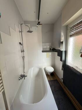 Badezimmer EG (renoviert) - 