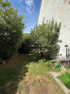 Seitlicher Gartenfläche - 