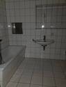 Bad mit Wanne - 3 Zimmer Etagenwohnung in Gotha