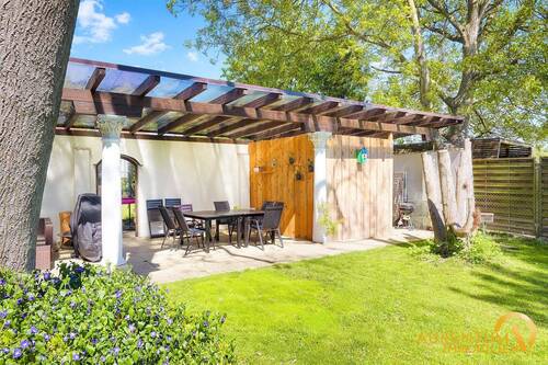 Gartenansicht - 5 Zimmer Etagenwohnung zum Kaufen in Ergolding