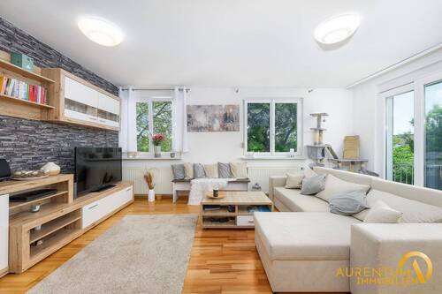 Wohnzimmer 1. OG - 