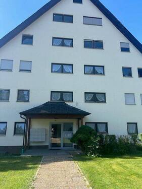 Eingang - Etagenwohnung mit 76,00 m² in Unterkirnach zum Kaufen