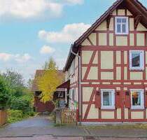 Charmantes Fachwerkhaus in Lohra - Ein Zuhause voller Geschichte und Möglichkeiten