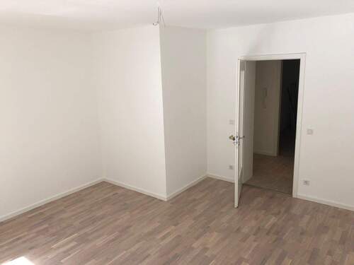 Zimmer 1 Gegensicht - Etagenwohnung mit 81,00 m² in München zum Kaufen