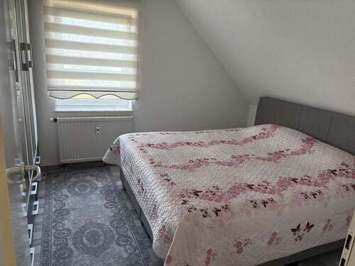 Schlafzimmer - 3 Zimmer Etagenwohnung in Laupheim