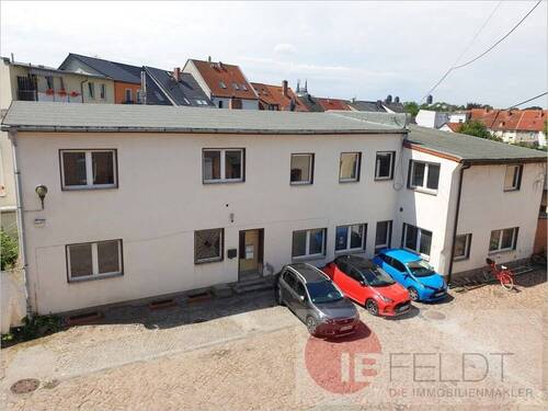 Ansicht Bürogebäude - Mehrfamilienhaus, Wohnhaus mit 971,00 m&sup2; in Köthen (Anhalt) zum Kaufen