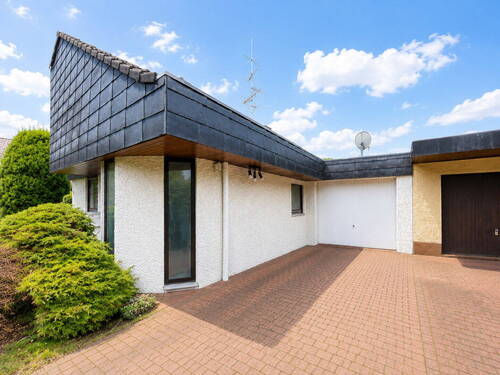 Außenansicht 2 - 5 Zimmer Einfamilienhaus zum Kaufen in Lautertal