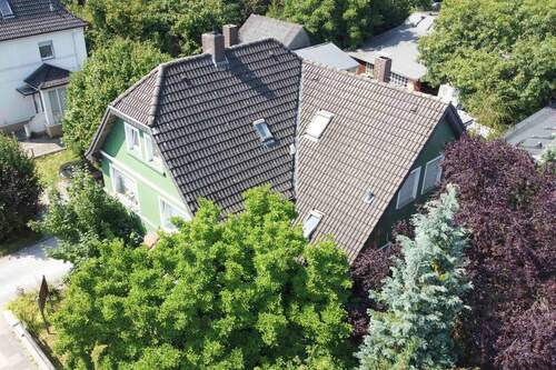 Hausansicht Straße - 1 Zimmer Mehrfamilienhaus, Wohnhaus in Bad Salzuflen