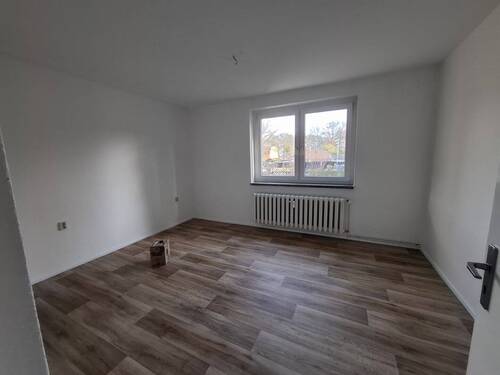 20251113_102155.jpg - Mehrfamilienhaus, Wohnhaus mit 301,50 m² in Joachimsthal zum Kaufen