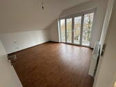 Schlafzi., Zugang zum Balkon - 