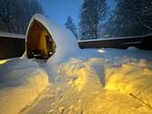 Verschneite Aussensauna - 