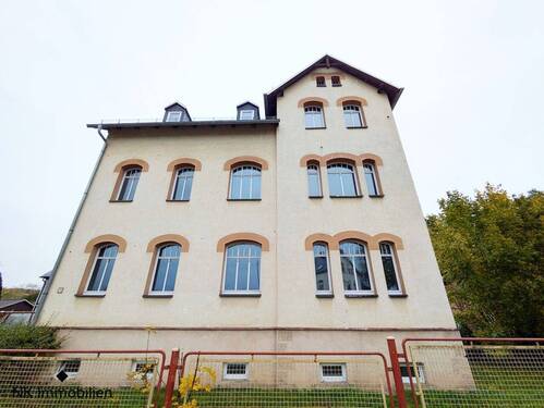 Gebäude - 1 Zimmer Mehrfamilienhaus, Wohnhaus zum Kaufen in Wildenfels