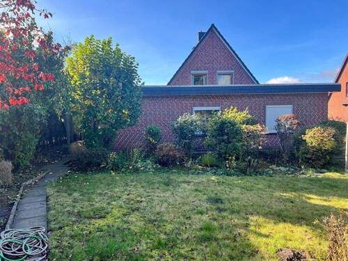 Garten - Einfamilienhaus mit 120,00 m&sup2; in Buchholz in der Nordheide zum Kaufen