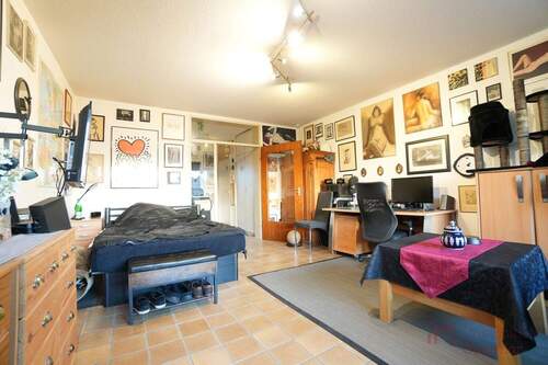 Wohn- und Schlafzimmer - 