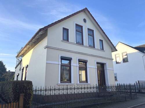 Bild 1 - PURNHAGEN-IMMOBILIEN - Bremen-Aumund, freist. 1-Fam.-Haus in ruhiger Seitenstraße nahe der Weser
