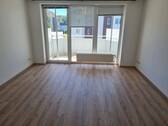 Wohnzimmer - Lichtdurchflutete 3 Raumwohnung in Stralsund-Viermorgen