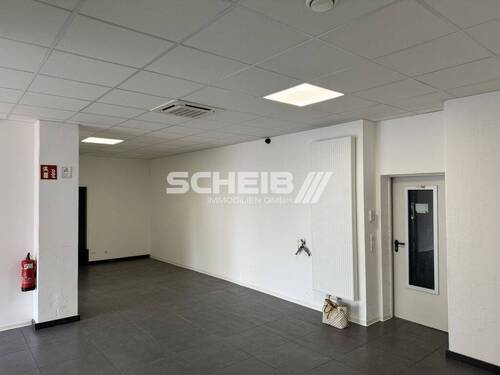 teilweise Kühlung - Büro in Crailsheim