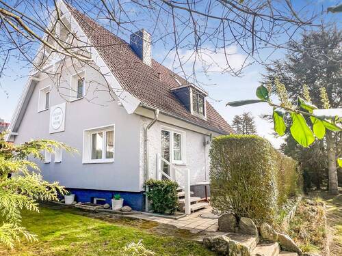Außenansicht - Mehrfamilienhaus, Wohnhaus in Scharbeutz zum Kaufen