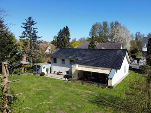 24353 LooseImmo Gebäudeansicht Garten - 