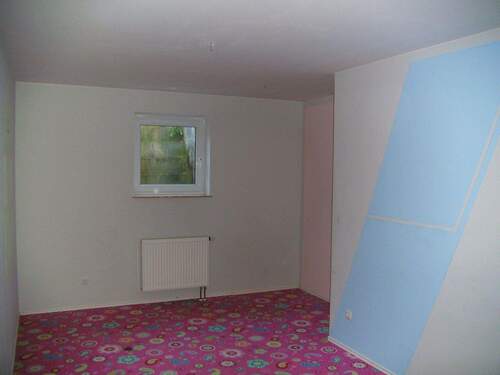Raum im Souterrain Bild 1 - 