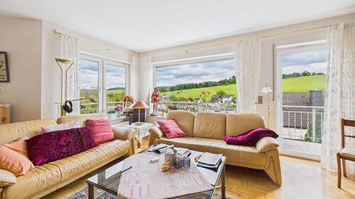 Wohnbereich mit Ausblick - 8 Zimmer Einfamilienhaus zum Kaufen in Bad Breisig